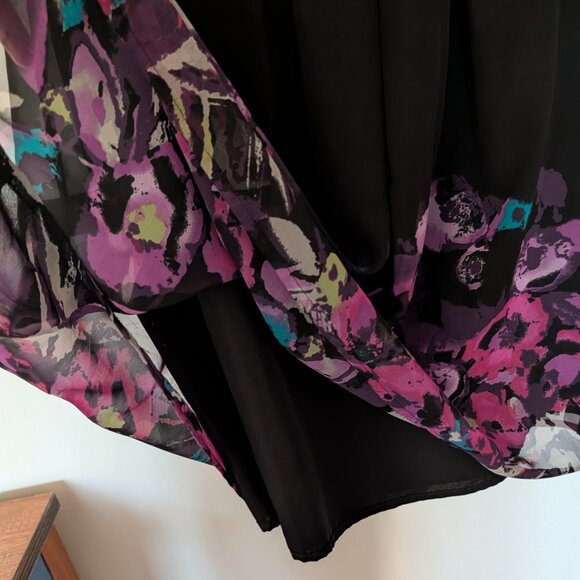 Women's Chiffon Lined Woven Black Pink Floral A-Line Skirt Sz 8 Medium EUC - Picture 6 of 8